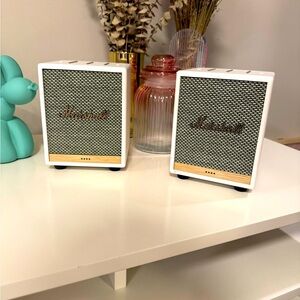 SET OF 2 - Marshall UXbridge Bluetooth speaker Alexa enabled white gold cream